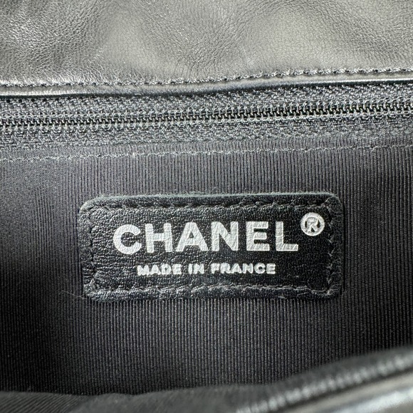 Chanel Hula Flap Bag Black Lambskin Hoop CC SHW Small Wind Power Silver Quilted - Picture 8 of 15